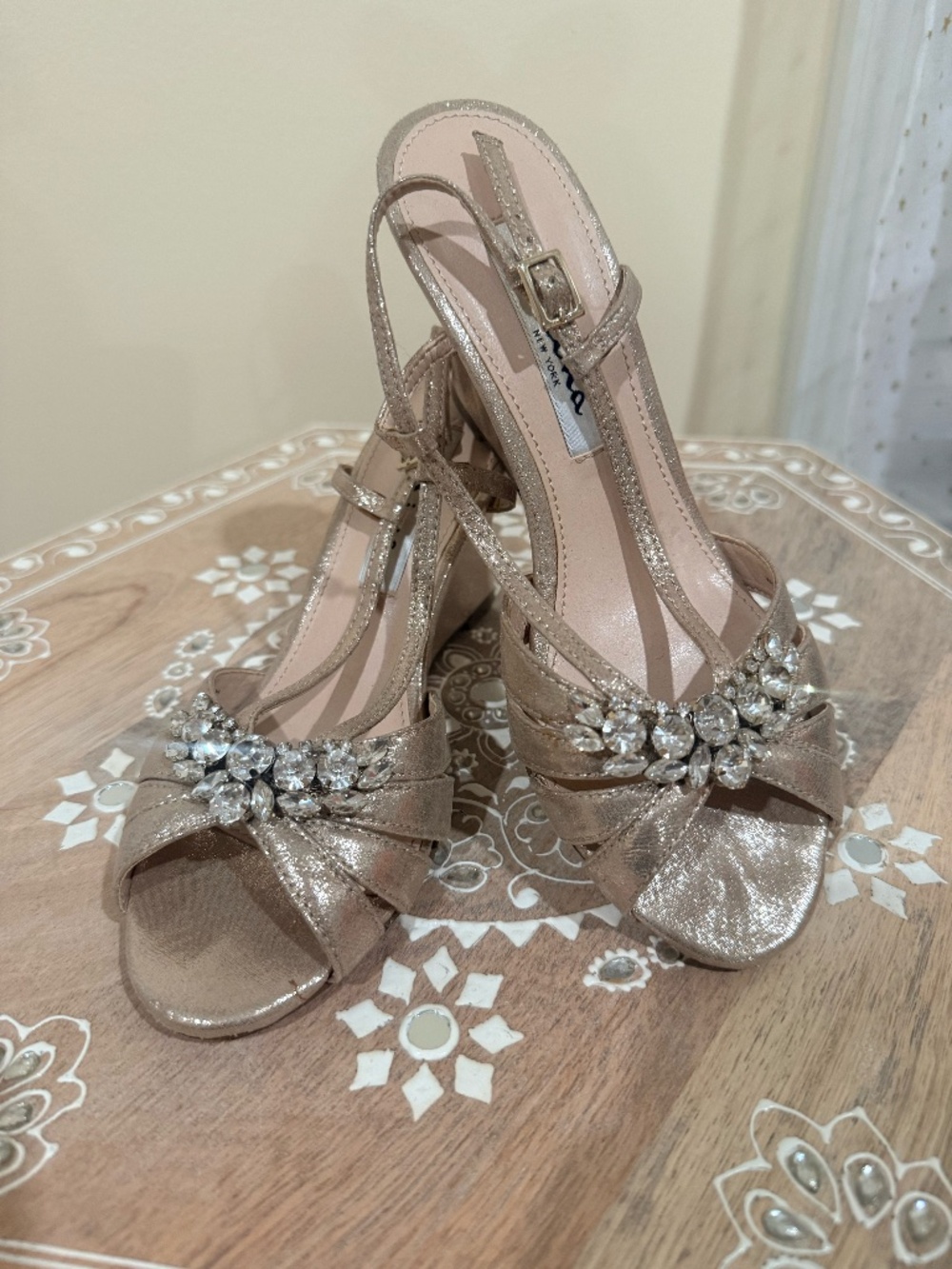 Nina Champagne Crystal Wedges size 5